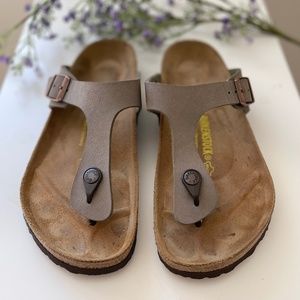 Birkenstock Gizeh Sandals!